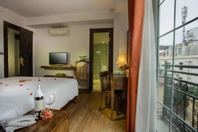 Singita Classy - A Cozy Rustic Hideaway in Hanoi Old Quarter – Ảnh 4
